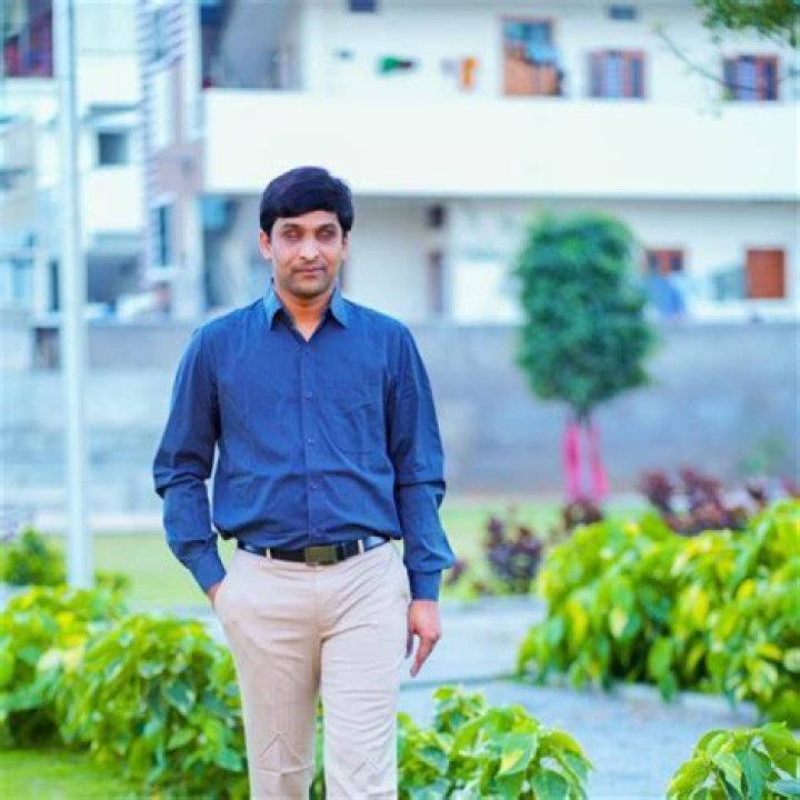 
Abhishek Kumar Height, Weight, Net Worth, Age, Birthday, Wikipedia, Who, Nationality, Biography 