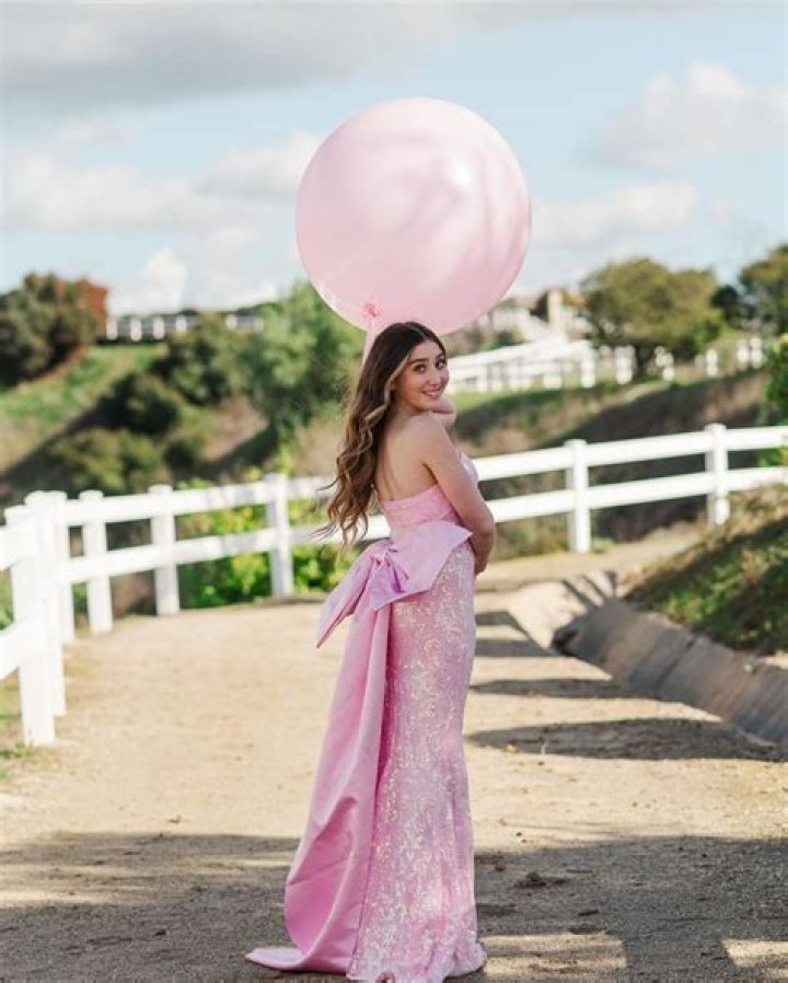 Ayiah Soufi Height, Weight, Net Worth, Age, Birthday, Wikipedia, Who, Instagram, Biography