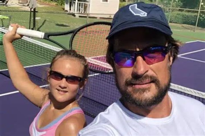 
Former NHL Star Teemu Selanne’s Daughter Veera Selanne Is A Tennis Prospect 