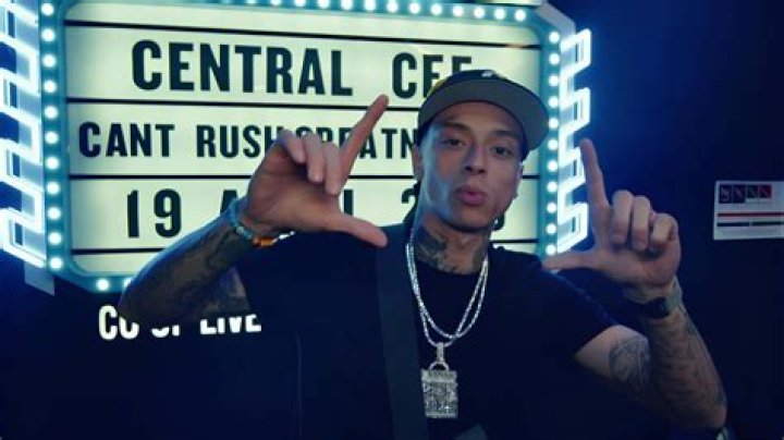 How Is Central Cee Related To Ekin Su? Siblings And Family Of Rapper