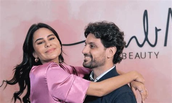 
Is Natalia Martins Married? Her Bio, Age, Husband, Supplements, Books and Net worth 