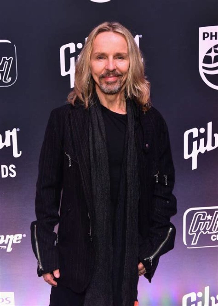 Jimmy Shaw Height, Weight, Net Worth, Age, Birthday, Wikipedia, Who, Nationality, Biography