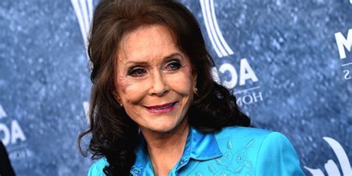 
Loretta Lynn’s Spouse Drove Her to Get Better Life for Kids — They Might Reunite in Afterlife Due to Her Beliefs 