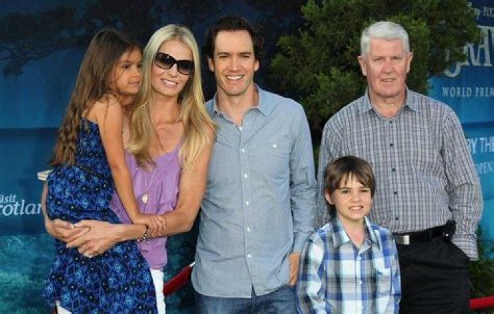Who Are Mark-Paul Gosselaar’s Parents? Know About His Mom And Dad