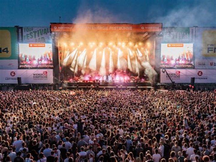 
Who Is Jan Delay Partner And Is He Married? Know About The Rapper Ahead Of Donauinselfest 2022 